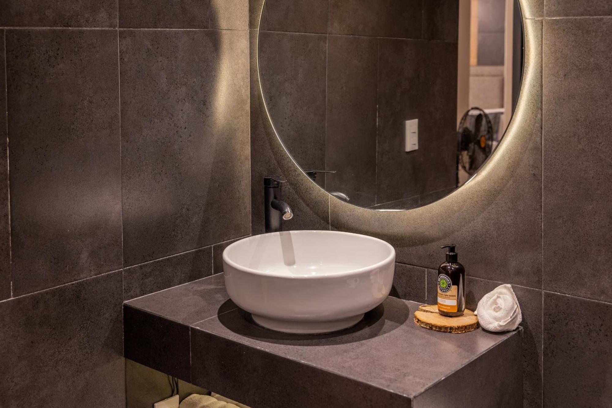 Posh Polanco Tvs And Desks In Each Holiday home Mexico City