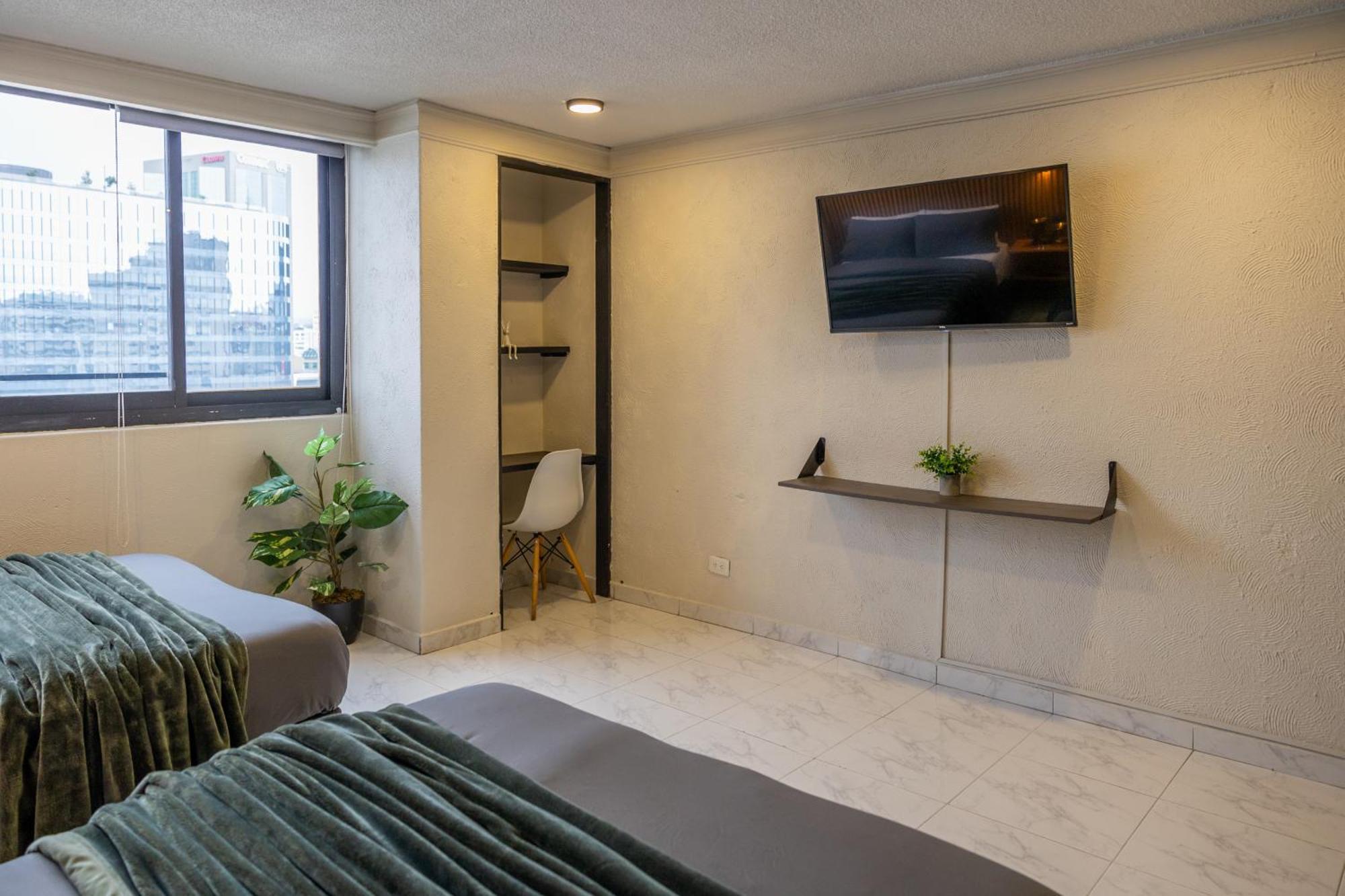 Holiday home Posh Polanco Tvs And Desks In Each Mexico City